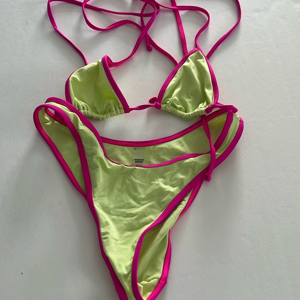 Frankie’s Bikinis